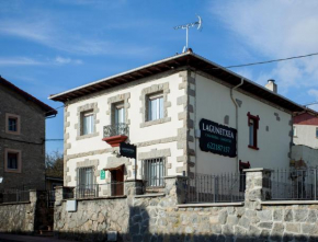 Отель Casa Rural Lagun Etxea  Pobes